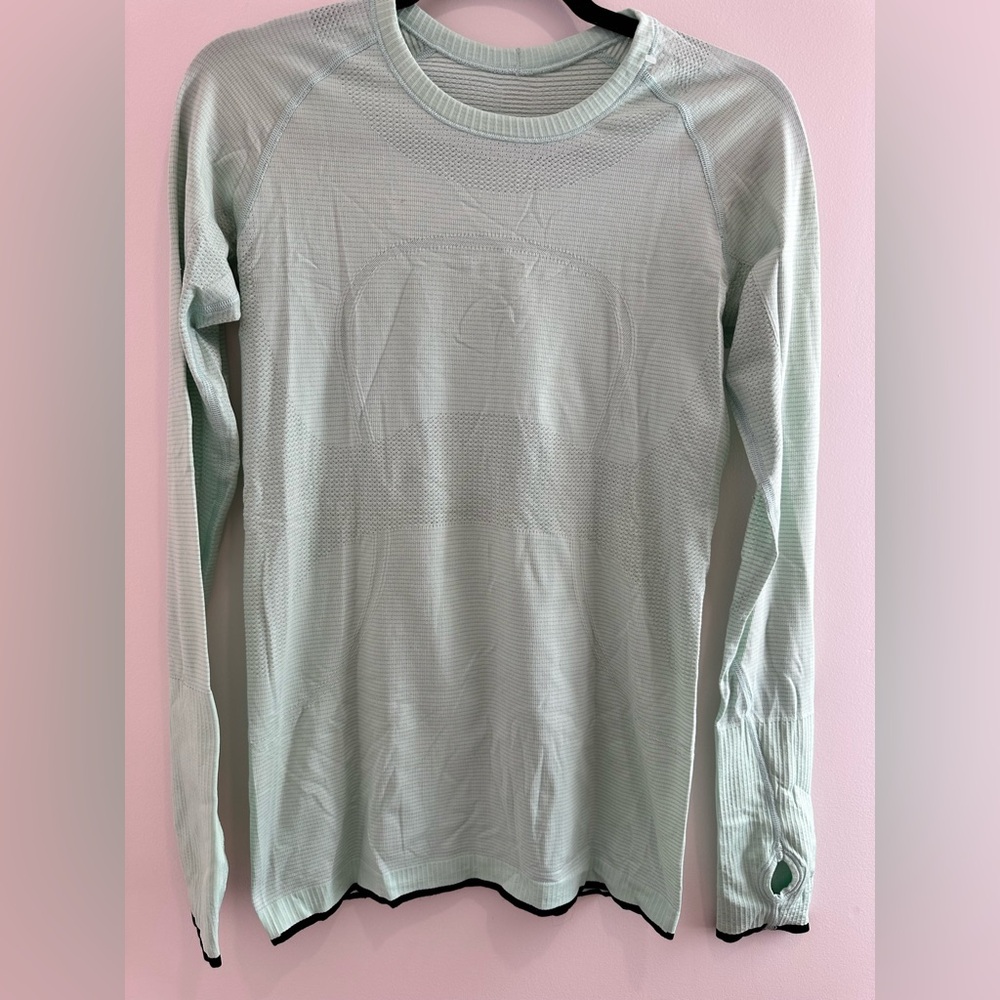 Lululemon Swiftly Tech Long Sleeve 2.0 - Size 8